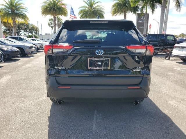 Used 2024 Toyota RAV4 LE image 6