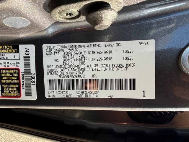Used 2025 Toyota Sequoia SR5 image 42