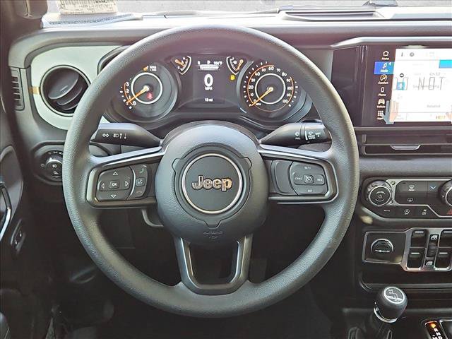 New 2026 Jeep Gladiator Sport AWD/4WD image 11