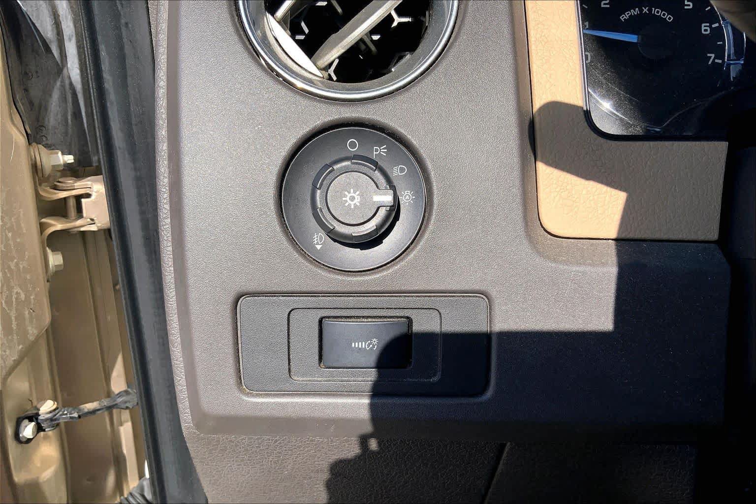 Used 2012 Ford F150 XLT w/ XLT Chrome Pkg RWD image 31