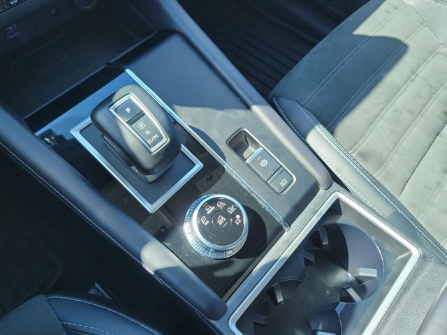 Used 2024 Mitsubishi Outlander SE image 33