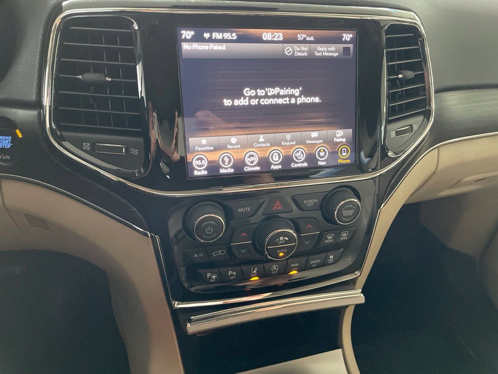 Used 2019 Jeep Grand Cherokee Limited w/ Luxury Group II AWD/4WD image 24
