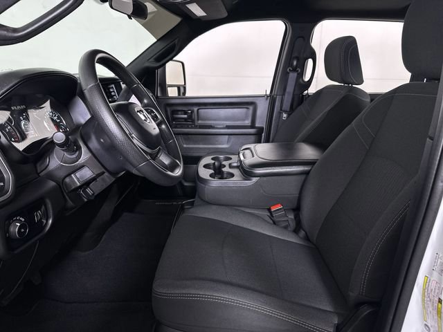 Used 2024 RAM 3500 Tradesman w/ Chrome Appearance Group image 20