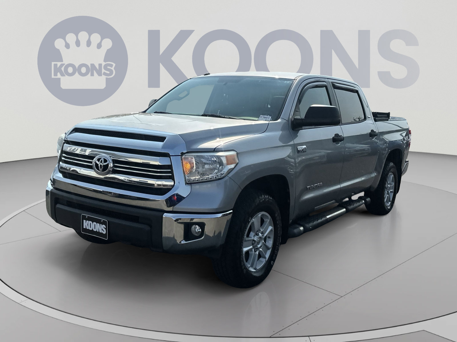 Used 2017 Toyota Tundra SR5 w/ SR5 Upgrade Package AWD/4WD image 5