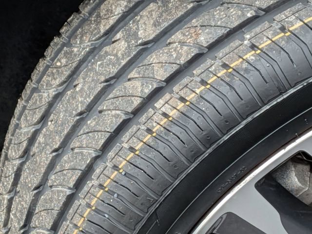 Used 2020 Chevrolet Malibu Premier image 11