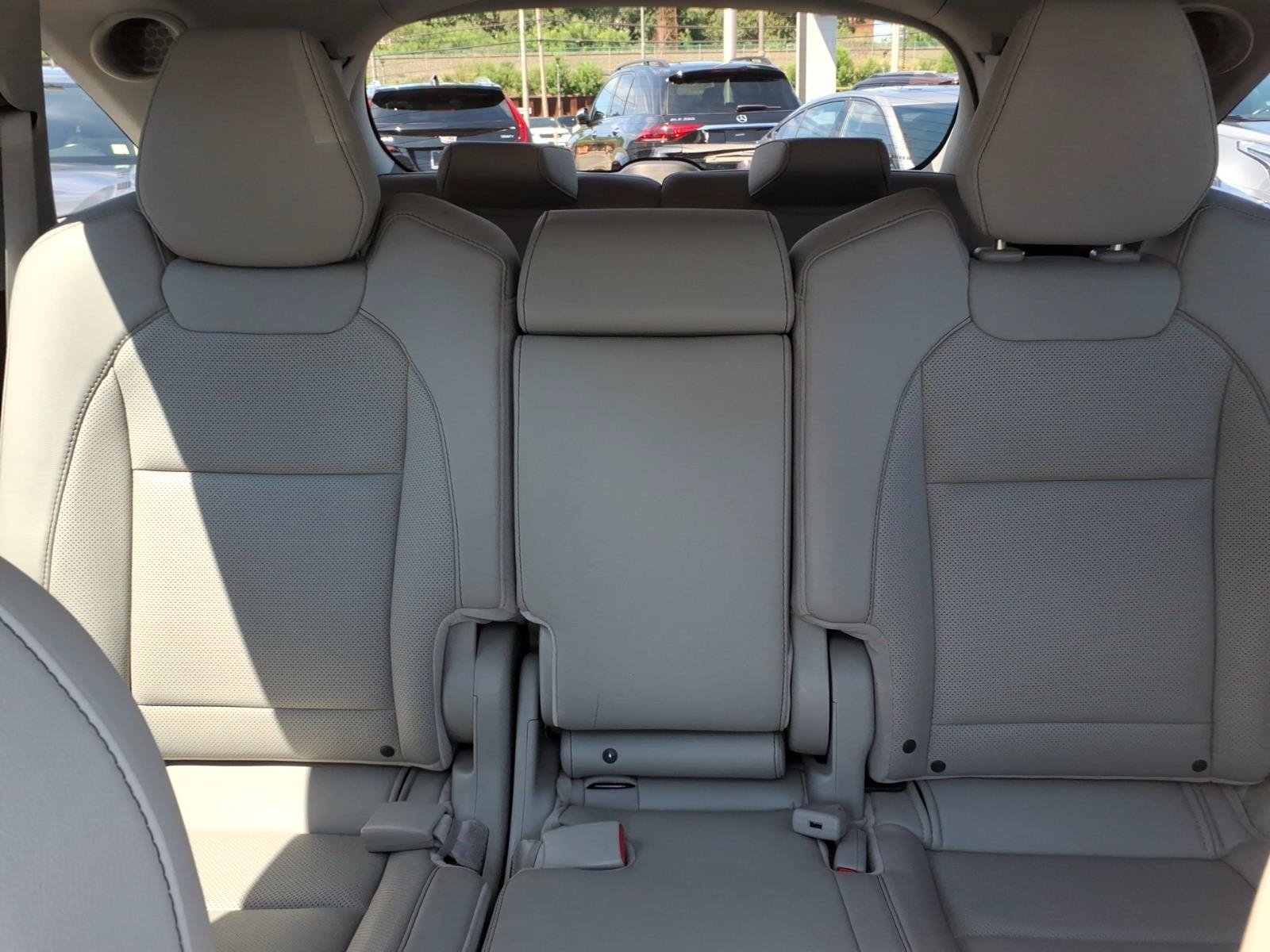 Used 2020 Acura MDX w/ Technology Package AWD/4WD image 33