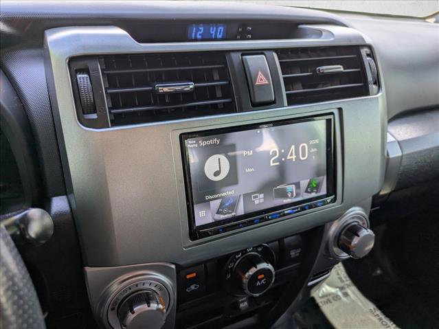 Used 2018 Toyota 4Runner SR5 AWD/4WD image 11