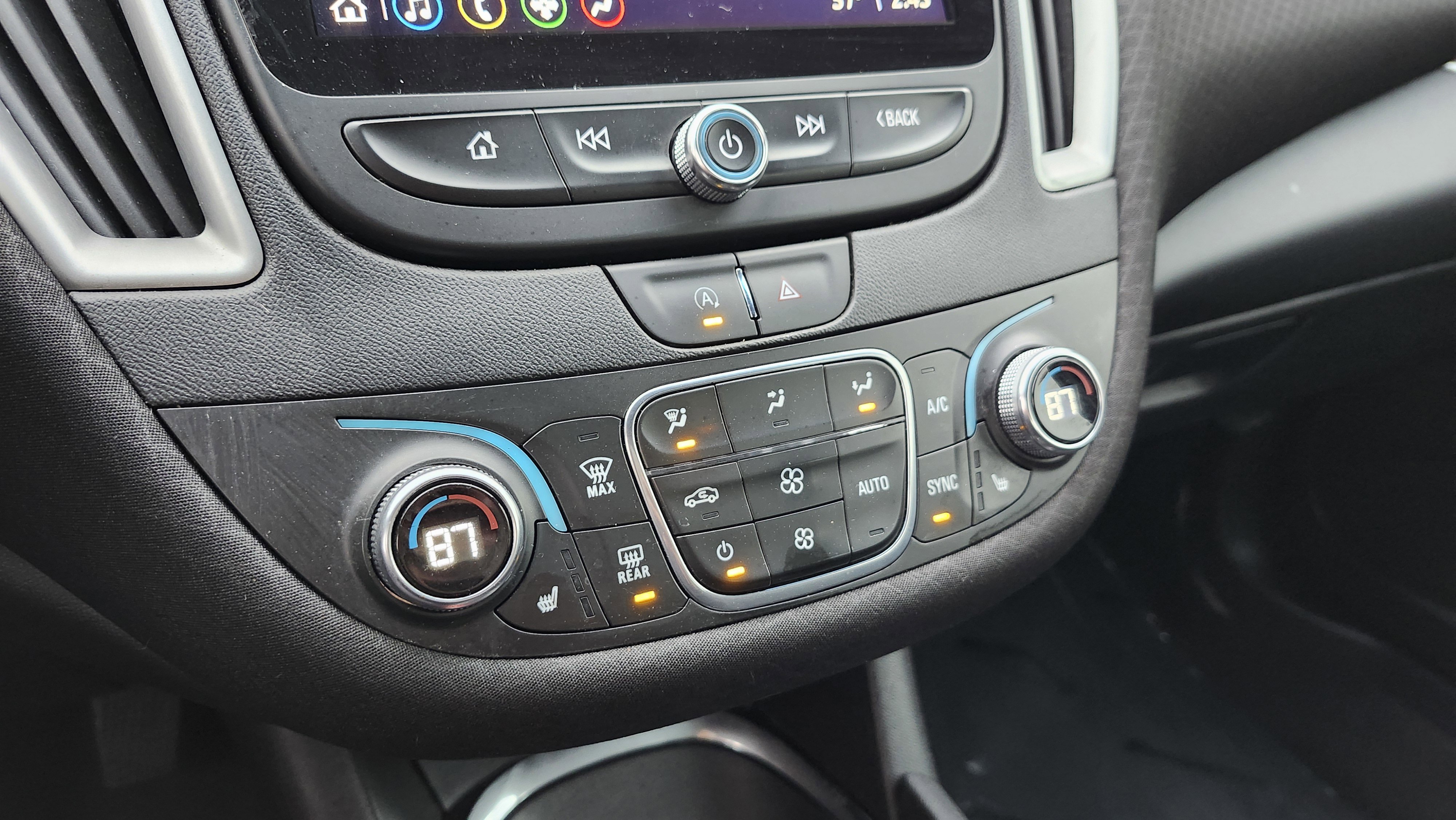 Used 2022 Chevrolet Malibu LT image 28