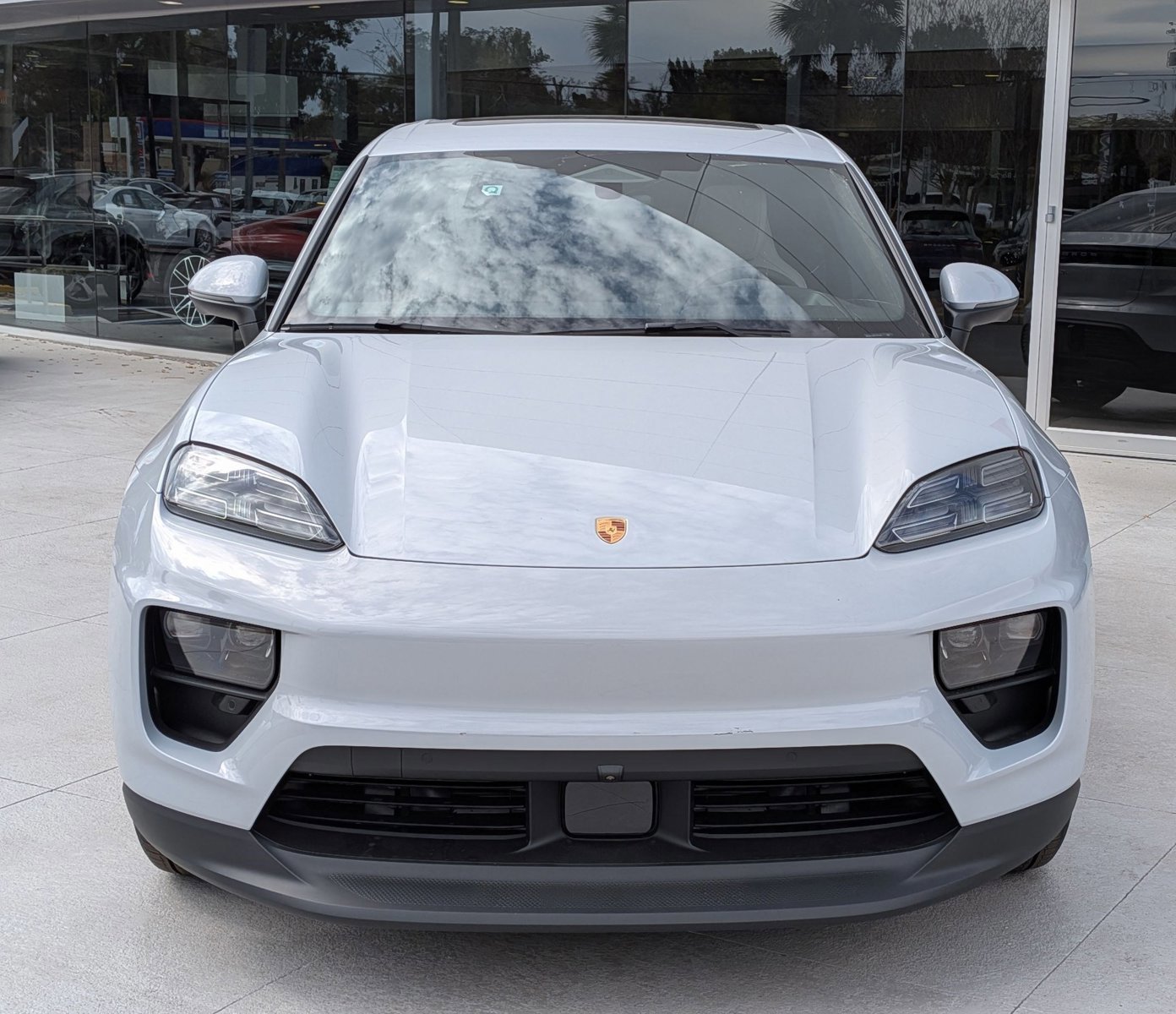 New 2026 Porsche Macan Electric RWD image 6