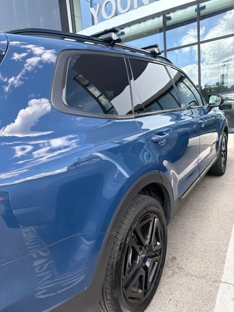 Used 2024 Kia Telluride EX X-Line AWD/4WD image 2