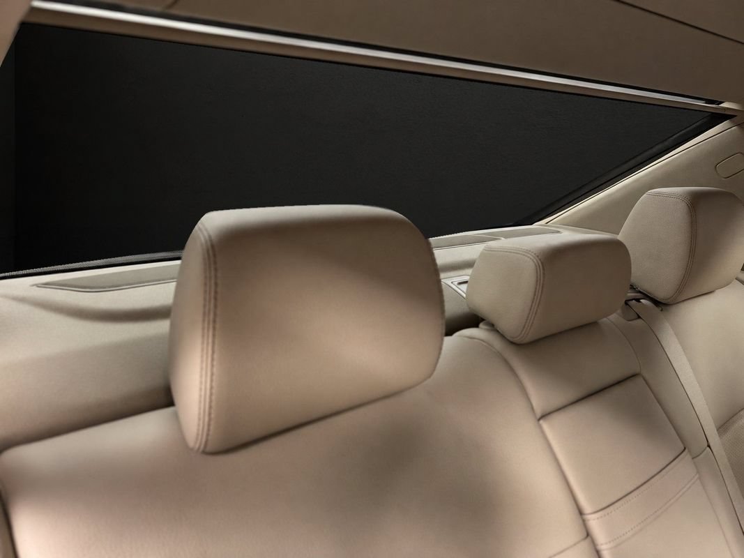 Used 2016 Mercedes-Benz E 350 4MATIC Sedan w/ Premium Package image 26