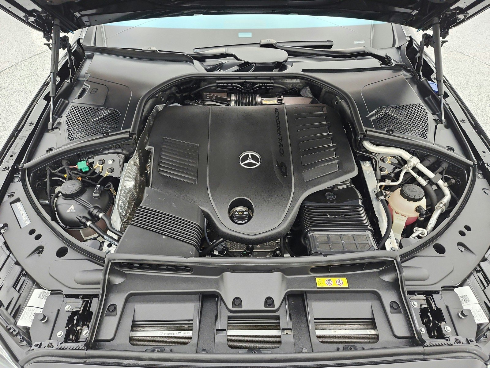 Used 2023 Mercedes-Benz S 580e 4MATIC Sedan image 16