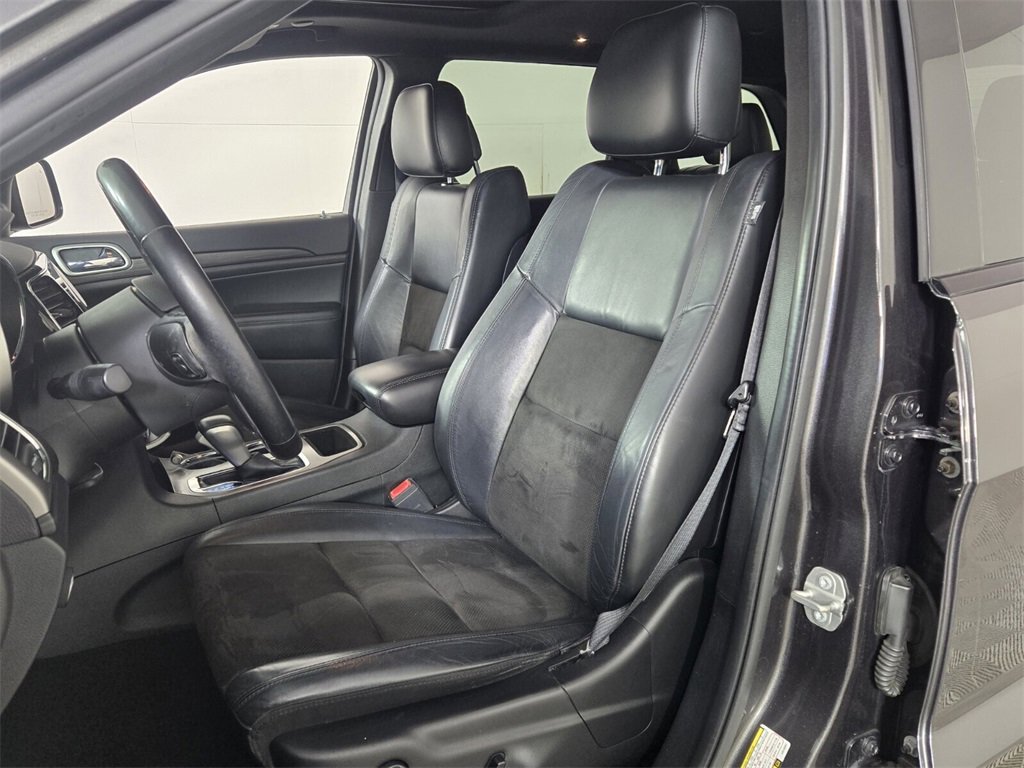 Used 2020 Jeep Grand Cherokee Altitude image 6