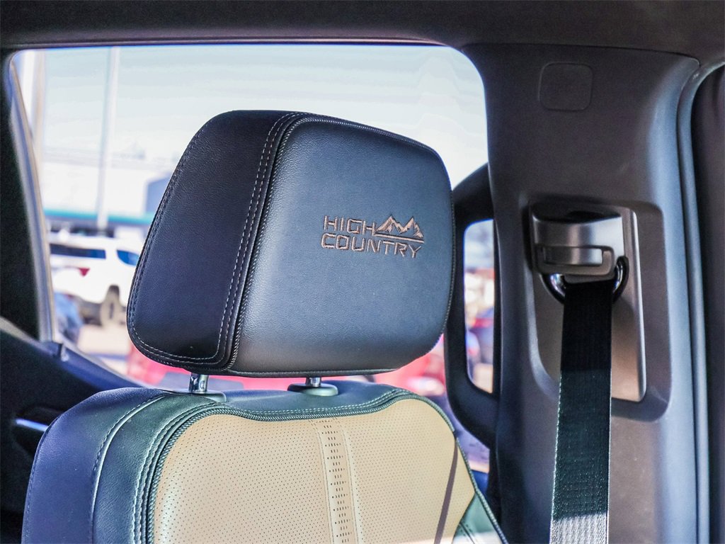 Used 2023 Chevrolet Silverado 1500 High Country w/ Technology Package image 19