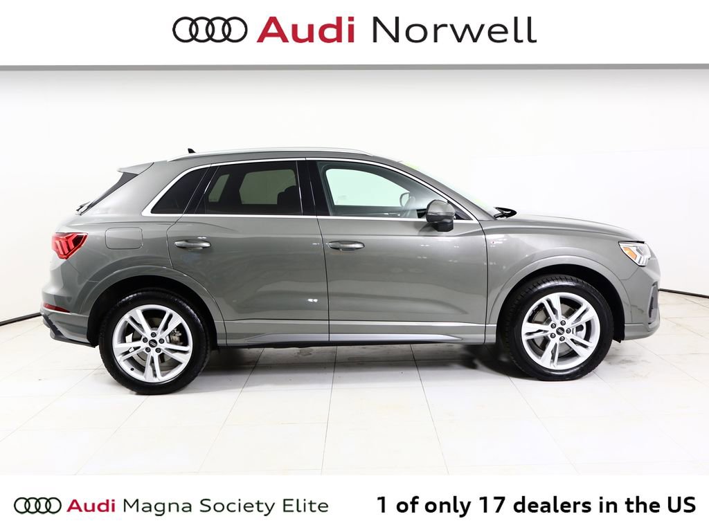 Used 2023 Audi Q3 2.0T Premium w/ Convenience Package AWD/4WD image 18