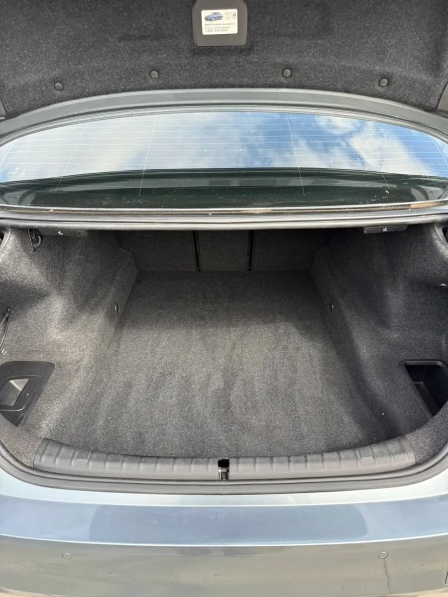 Used 2018 BMW 530i RWD image 9