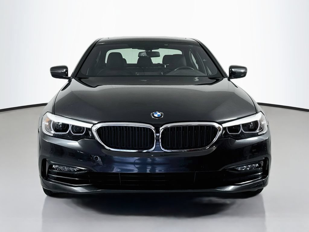 Used 2017 BMW 530i xDrive AWD/4WD image 2