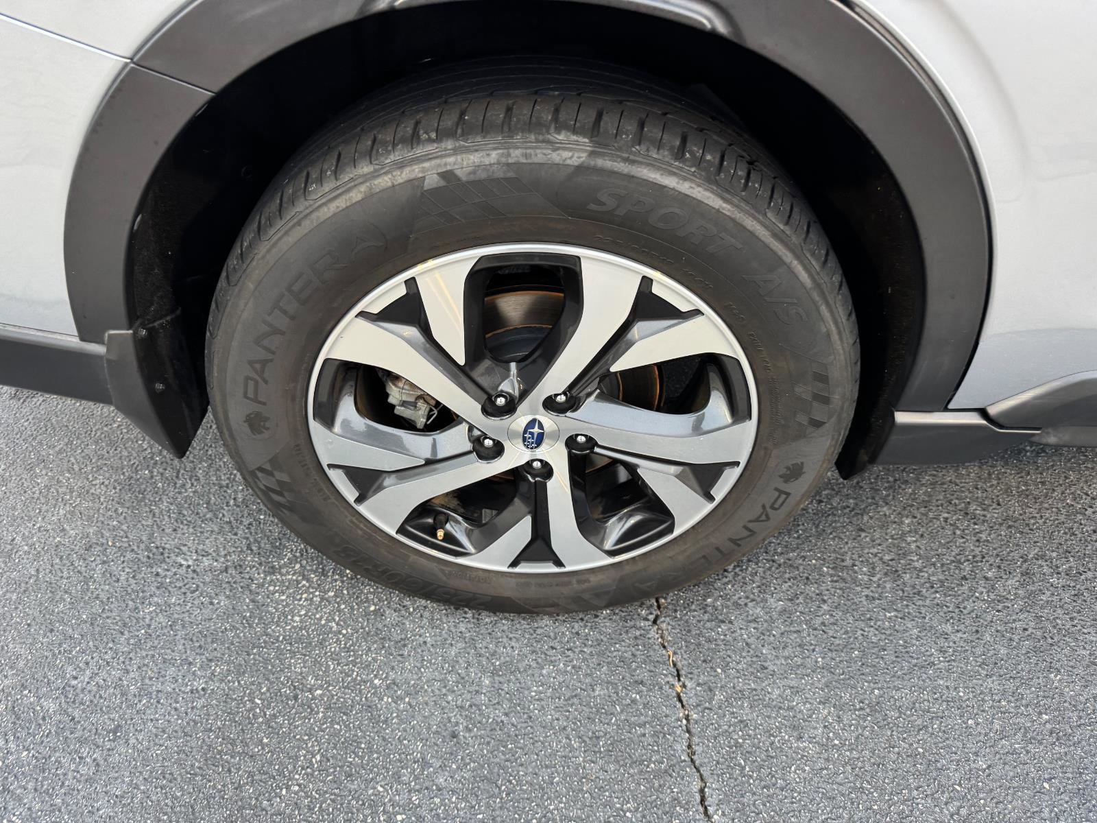 Used 2020 Subaru Outback Limited w/ Popular Package #2 image 25