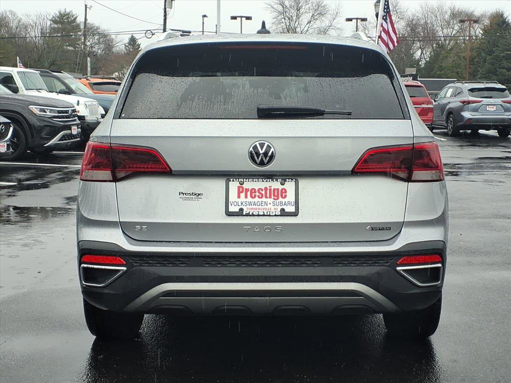Certified 2023 Volkswagen Taos SE image 4