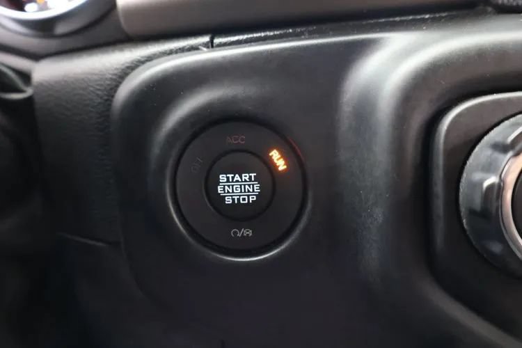 Used 2022 Jeep Wrangler Unlimited Sport AWD/4WD image 24
