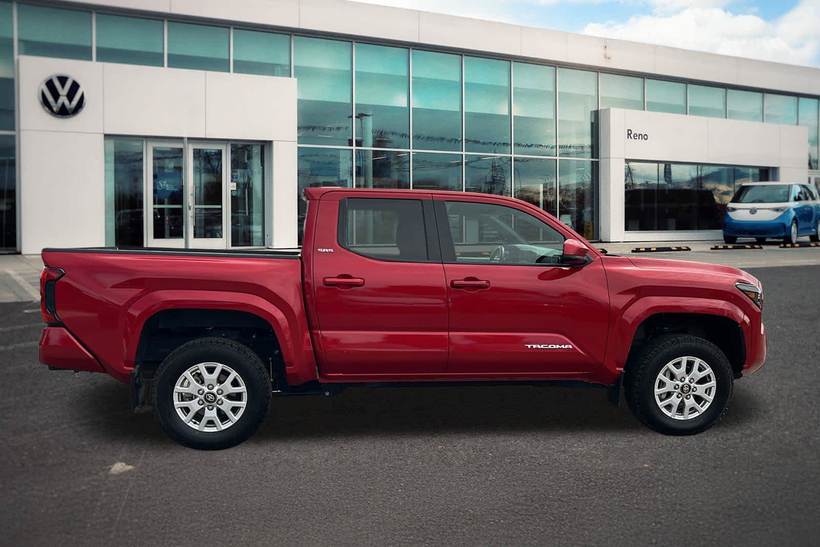 Used 2024 Toyota Tacoma SR5 AWD/4WD image 4
