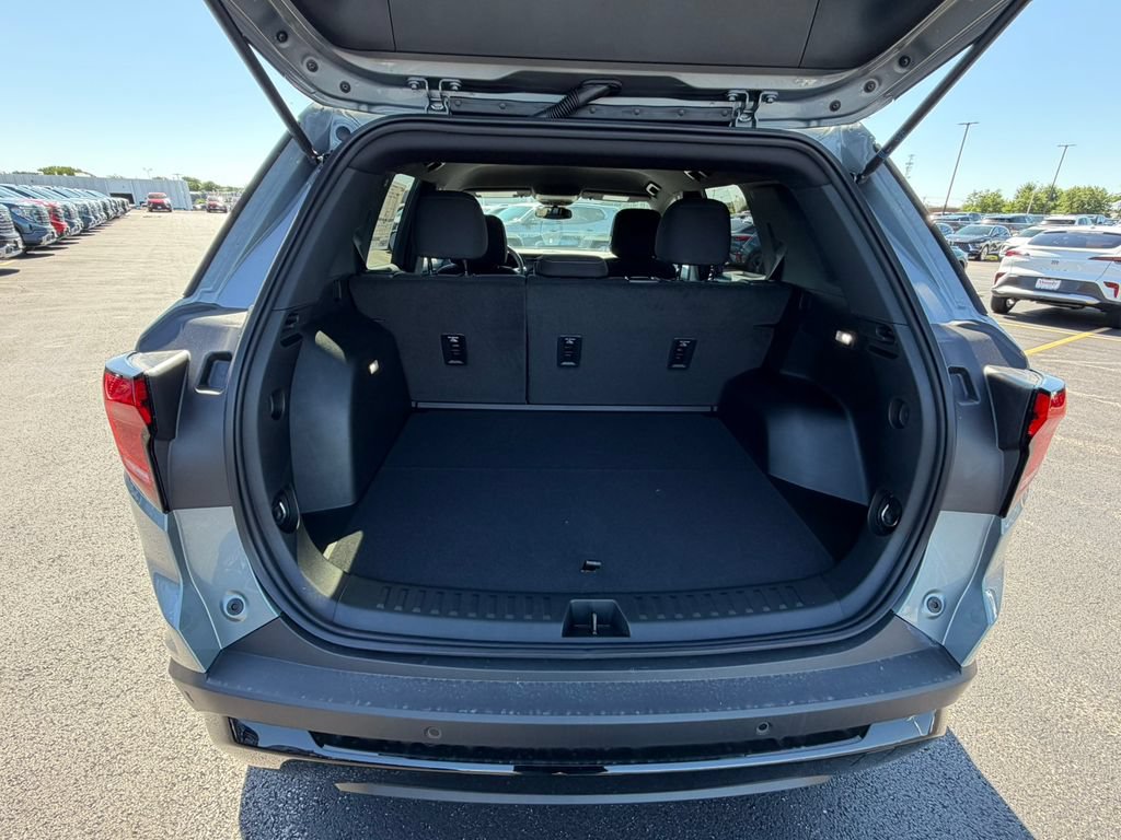 New 2026 GMC Terrain Elevation w/ Black Edition AWD/4WD image 10