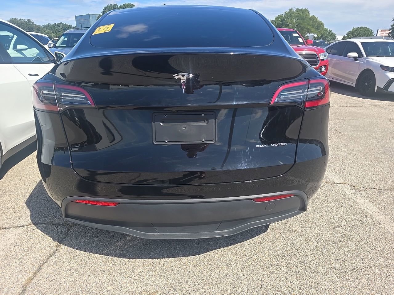 Used 2025 Tesla Model Y Long Range AWD/4WD image 6