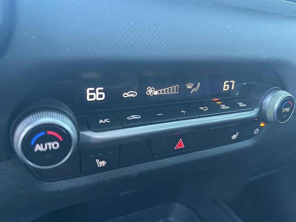 Used 2024 MAZDA CX-50 AWD 2.5 S w/ Preferred Package image 11