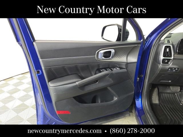 Used 2022 Kia Sorento SX AWD/4WD image 18