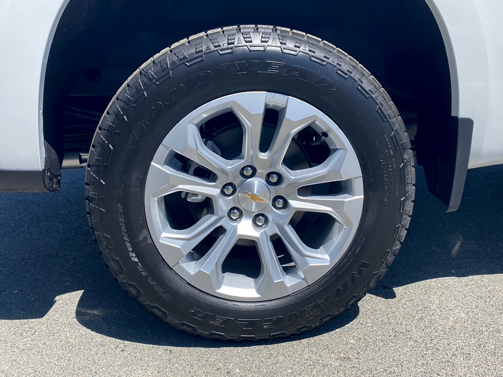 New 2026 Chevrolet Silverado 1500 LTZ AWD/4WD image 2