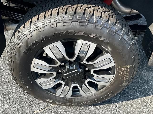 New 2026 GMC Sierra 2500 Denali w/ Denali Reserve Package AWD/4WD image 16