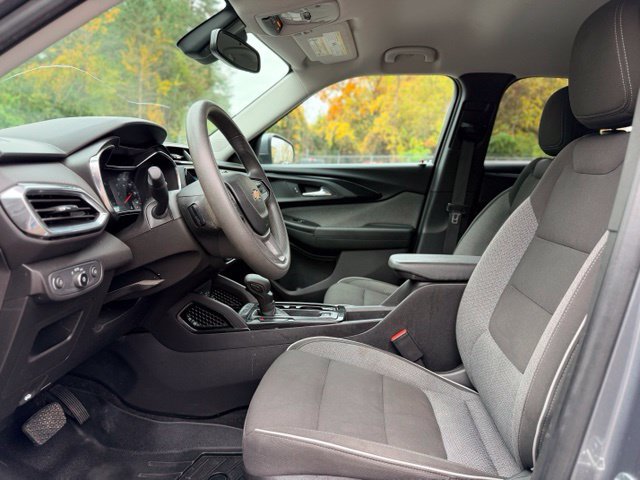 Used 2021 Chevrolet TrailBlazer LT w/ Convenience Package AWD/4WD image 7