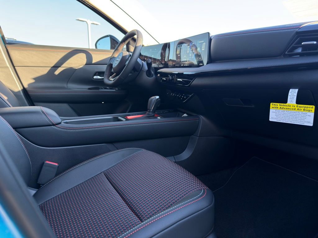 New 2026 Nissan Kicks SR w/ Interior Electronics Package image 18