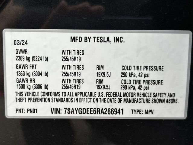 Used 2024 Tesla Model Y Long Range AWD/4WD image 35