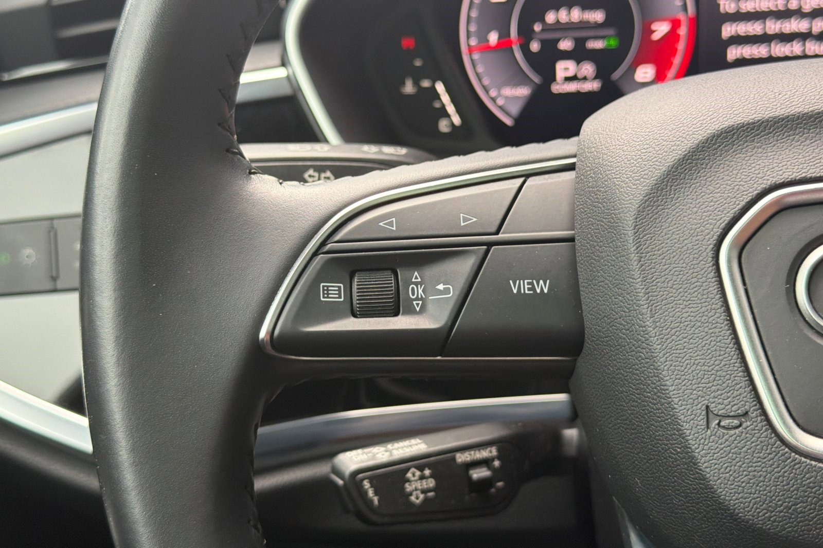 Used 2020 Audi Q3 2.0T Prestige w/ Prestige Package image 32