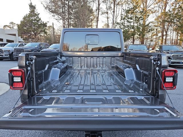 New 2026 Jeep Gladiator Rubicon w/ Steel Power Dome Hood Package AWD/4WD image 15