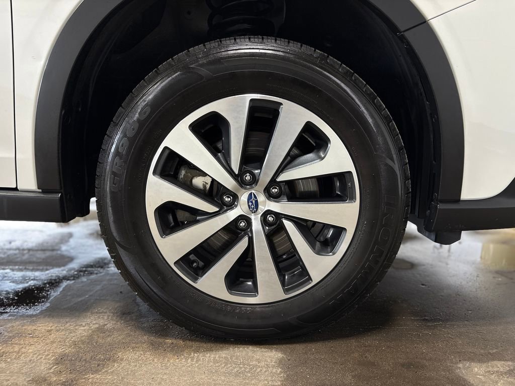 Used 2020 Subaru Outback Premium image 33