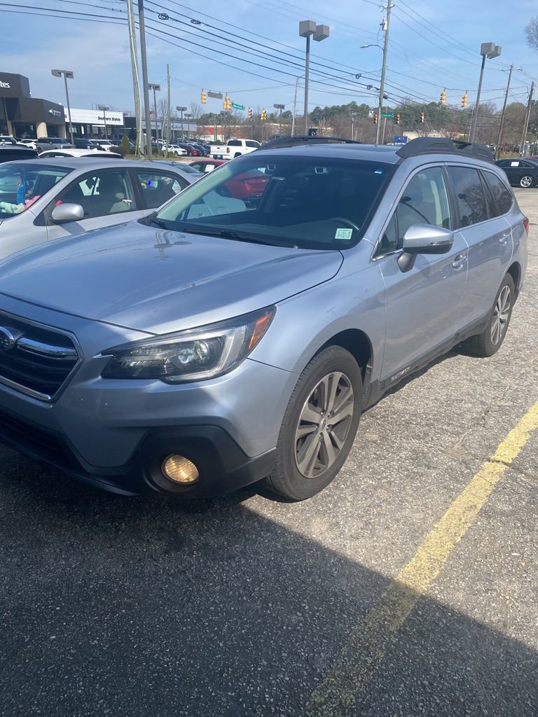 Used 2019 Subaru Outback 2.5i Limited image 2