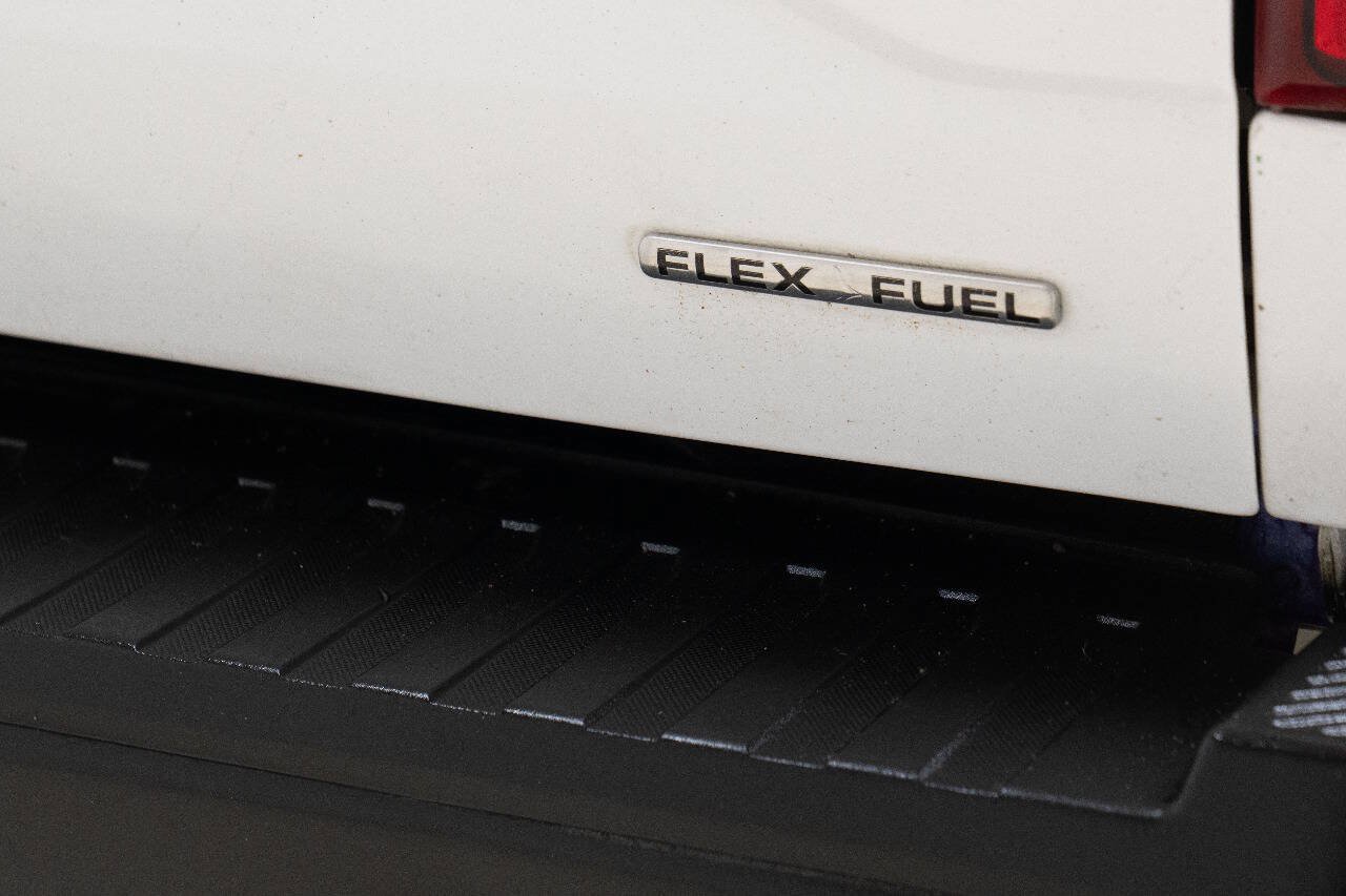 Used 2016 Ford F150 XL w/ Equipment Group 101A Mid RWD image 16