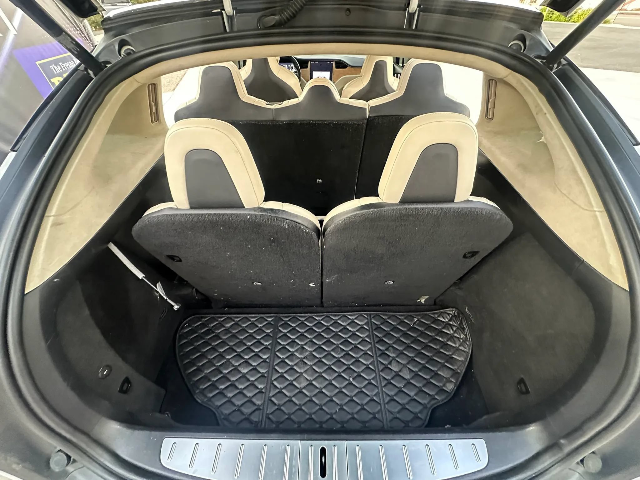Used 2018 Tesla Model X 75D AWD/4WD image 46
