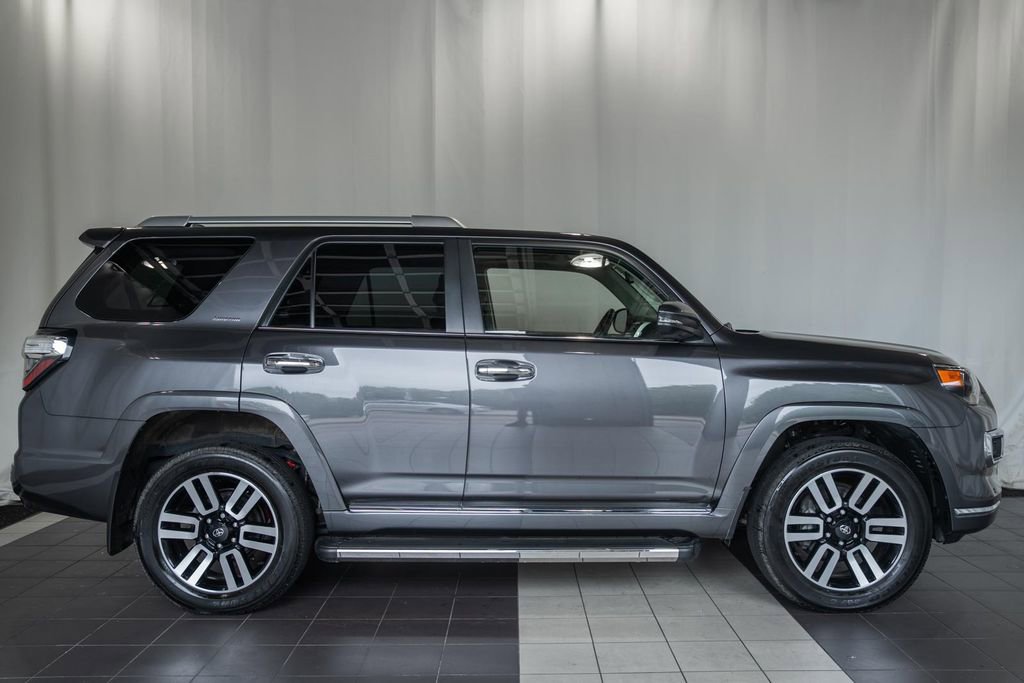 Used 2023 Toyota 4Runner Limited AWD/4WD image 3