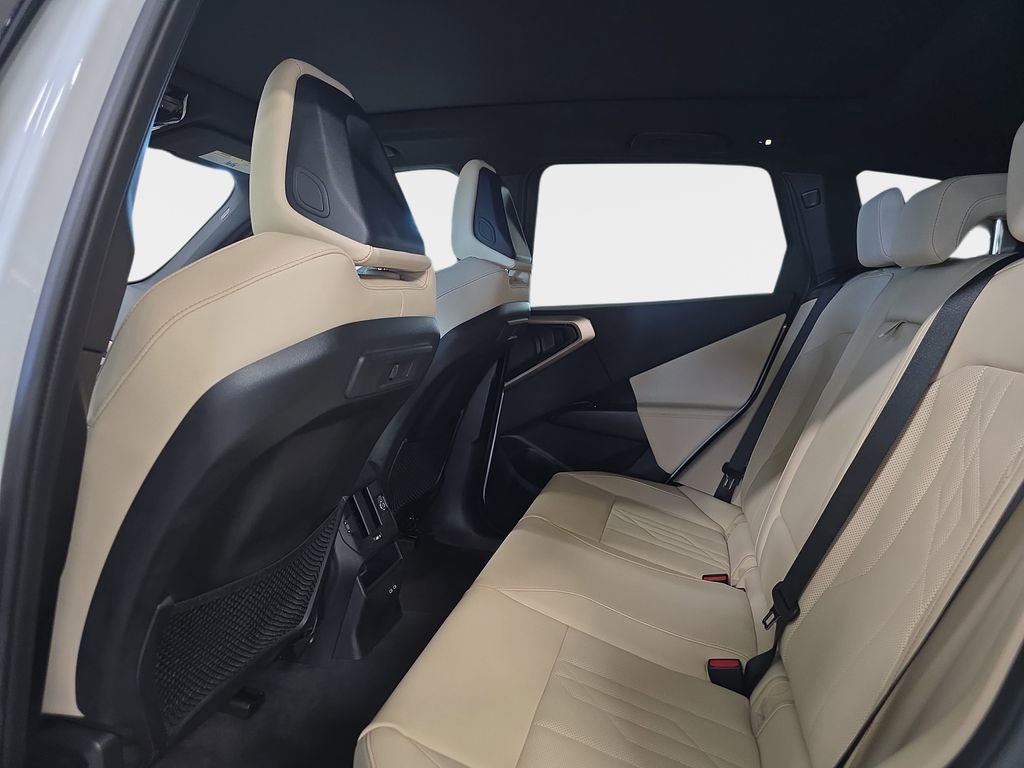 Used 2025 BMW X3 xDrive30i w/ Premium Package image 14