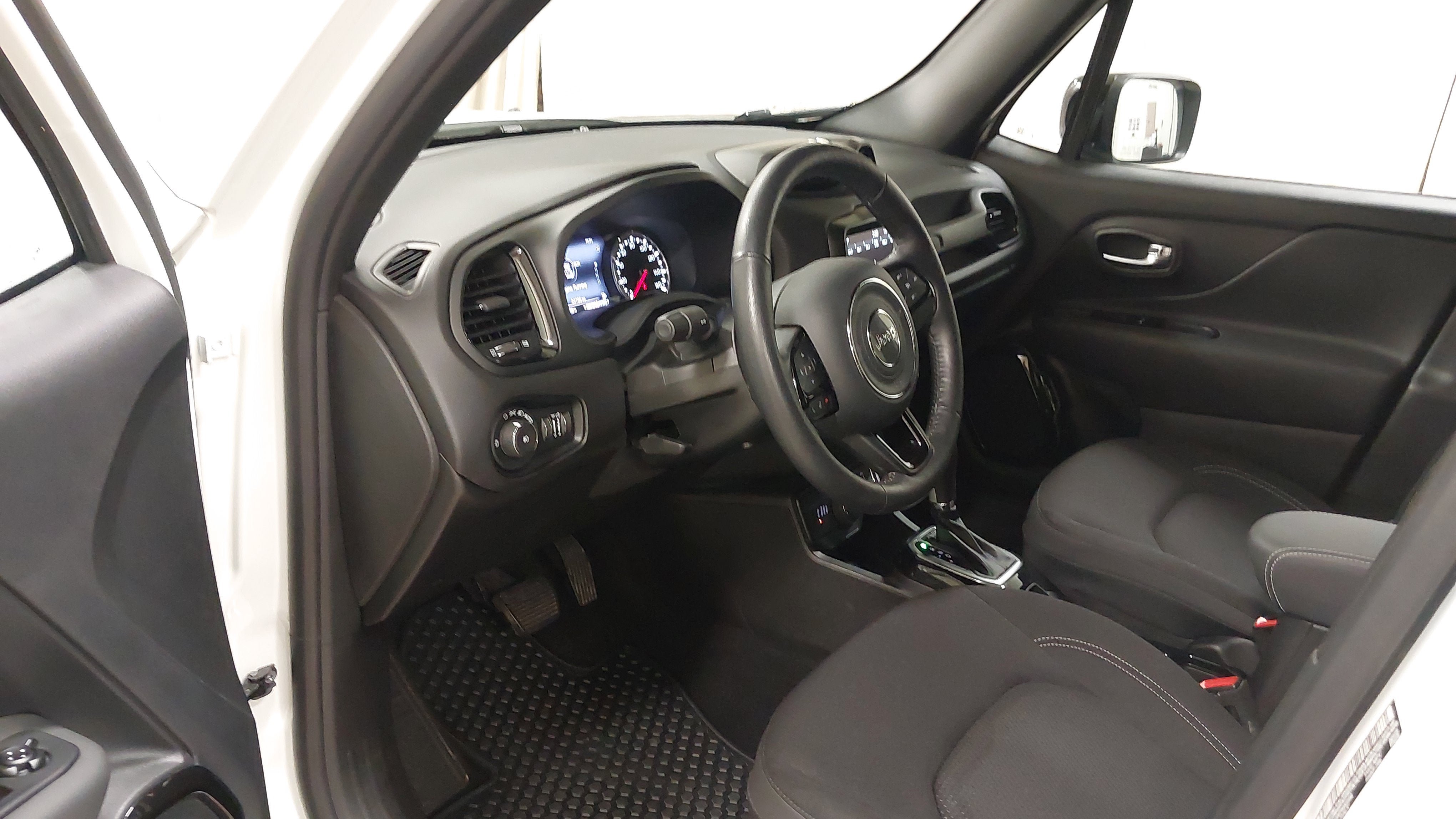 Used 2022 Jeep Renegade Altitude w/ Convenience Group AWD/4WD image 18