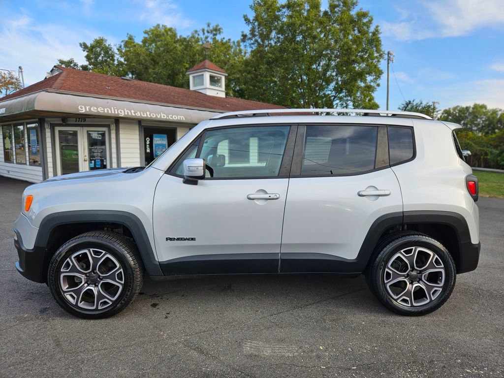 Used 2015 Jeep Renegade Limited w/ Safety & Security Group I AWD/4WD image 8