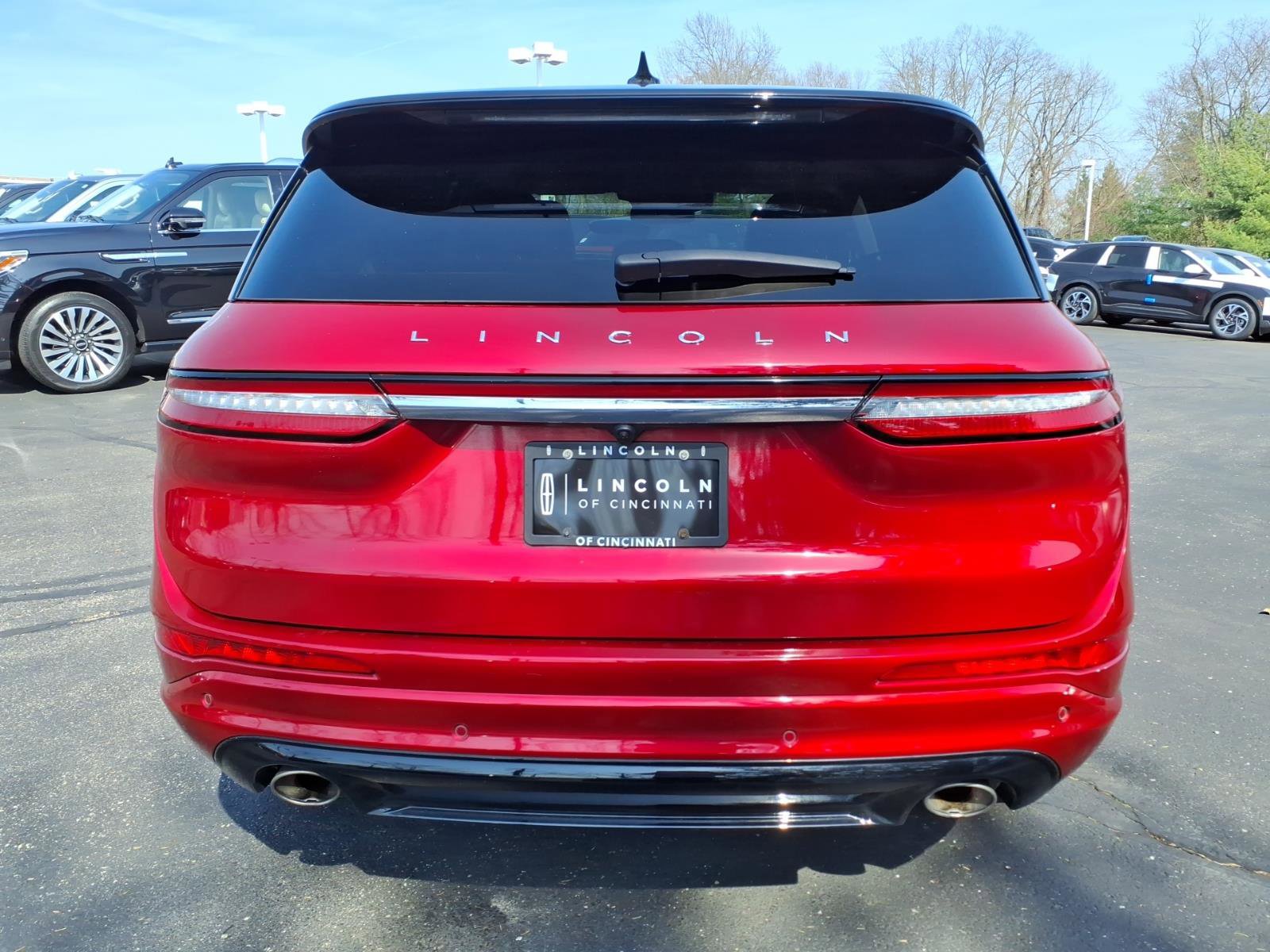 Used 2023 Lincoln Corsair Reserve w/ Jet Appearance Package image 6