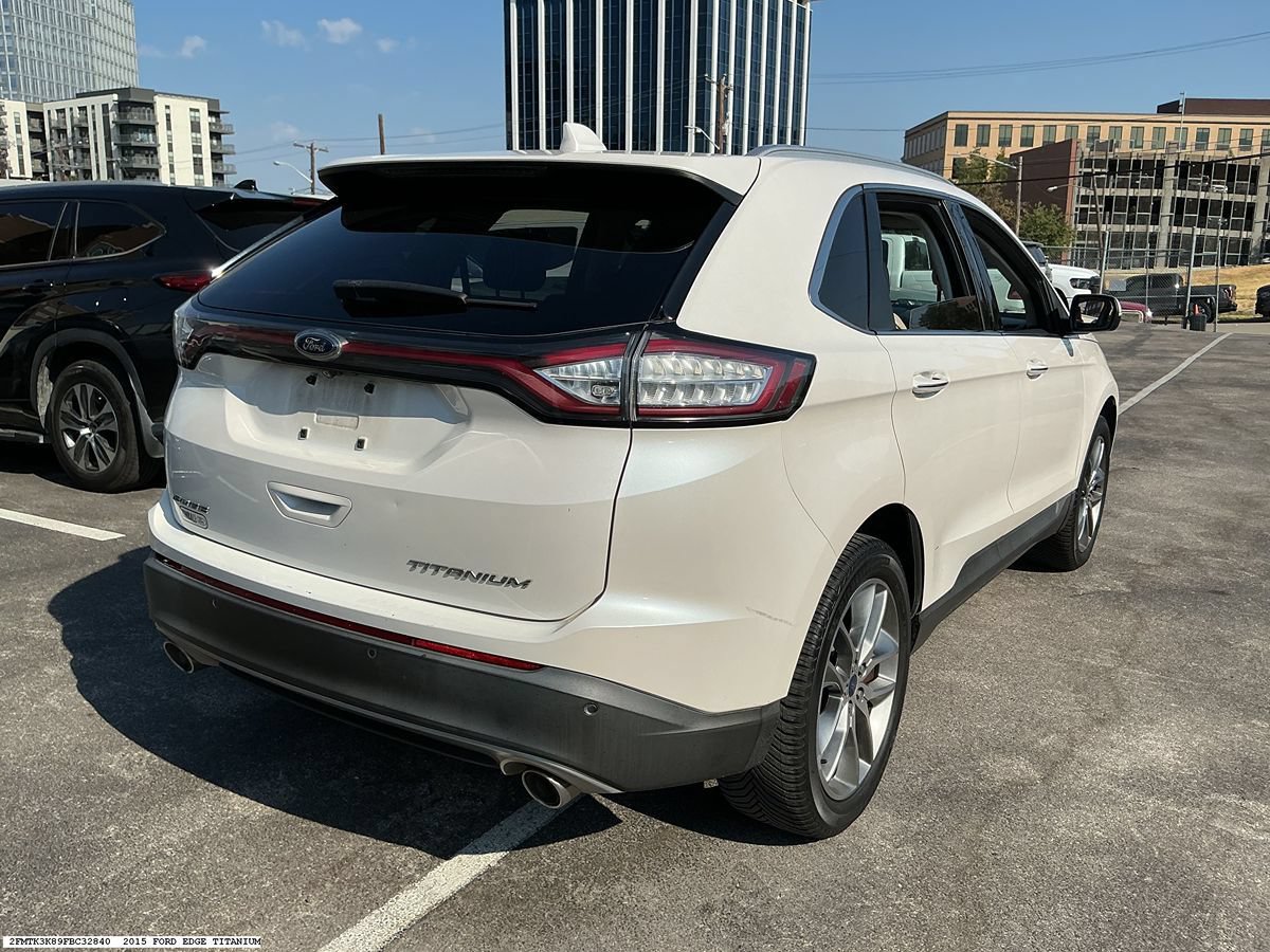 Used 2015 Ford Edge Titanium w/ Technology Package FWD image 5