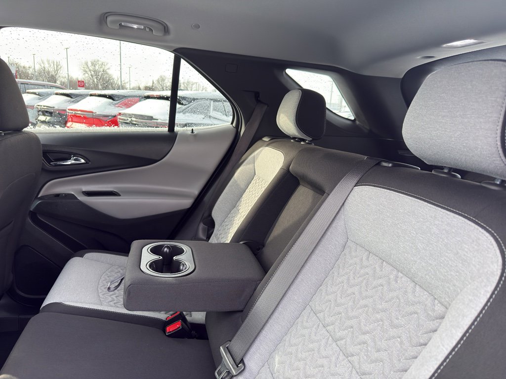 Used 2023 Chevrolet Equinox LS w/ LS Convenience Package image 35