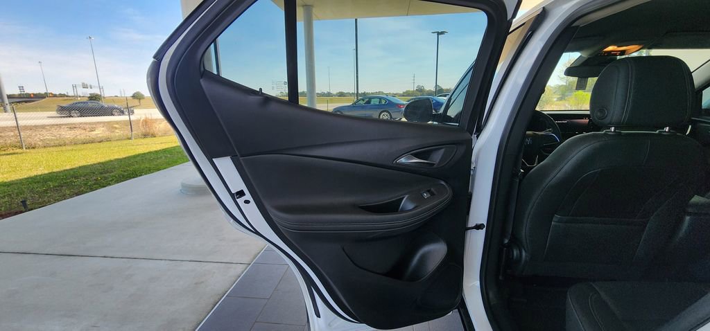 Used 2024 Buick Encore GX Preferred image 14