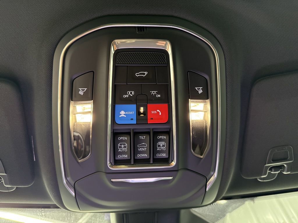 New 2025 Jeep Grand Cherokee L Limited w/ Luxury Tech Group II image 29