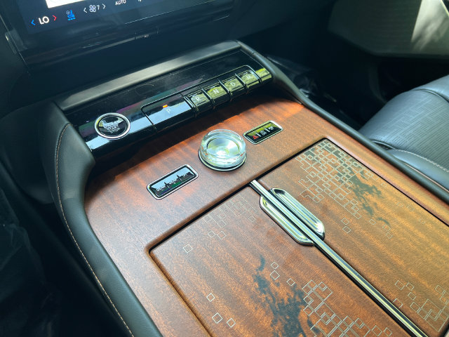 New 2027 Lincoln Navigator L Black Label AWD/4WD image 32
